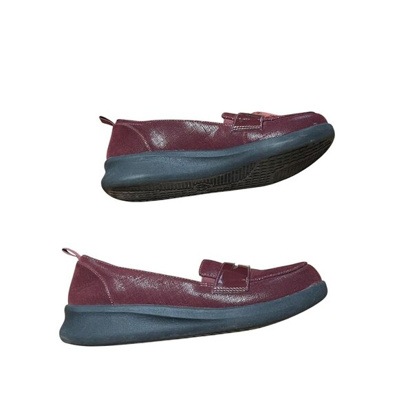 Clarks Cloudsteppers Burgundy Slip-On Shoes Size 8.5M With Patent Accent & Cushi - Picture 10 of 11